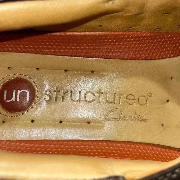 Clark’s Unstructured Un. Loop slip on Brown leather comfort shoes embell… - Picture 9 of 9